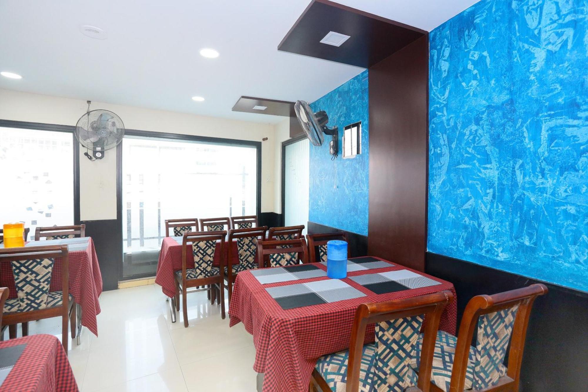 Hotel O Malabar Plaza Kochi Ngoại thất bức ảnh