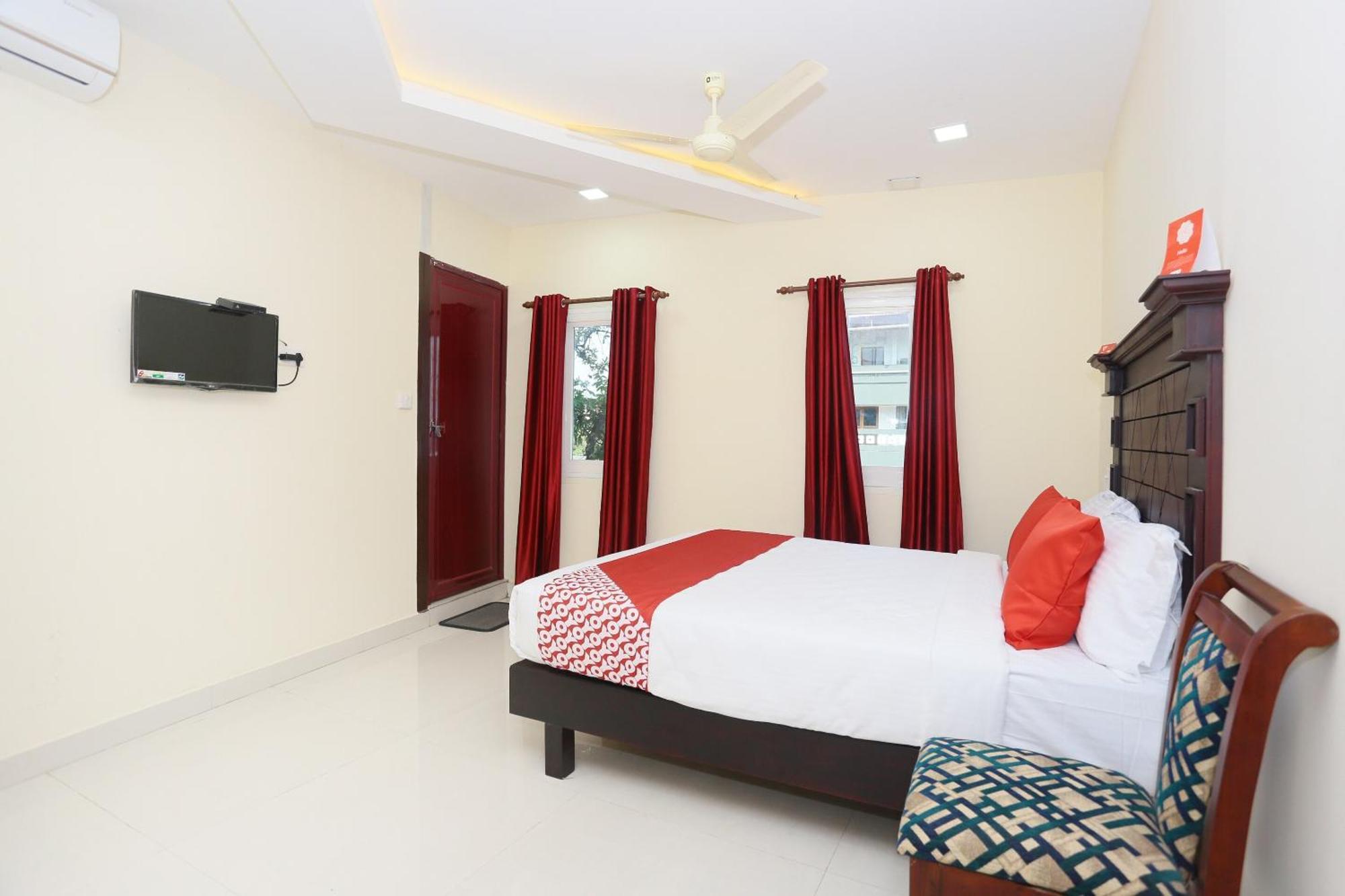 Hotel O Malabar Plaza Kochi Ngoại thất bức ảnh